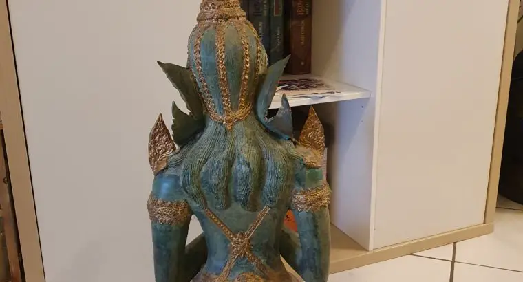 Teppanom statue